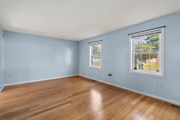 $400,000 | 64 Wilmington Avenue, Springfield, MA 01119