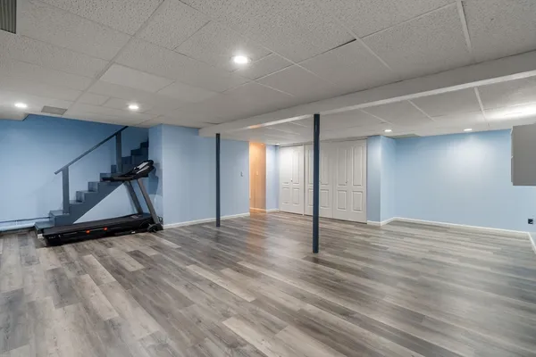 $400,000 | 64 Wilmington Avenue, Springfield, MA 01119