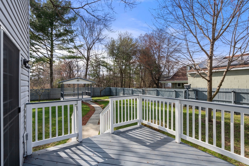 64 Wilmington Avenue Springfield, MA 01119 - Photo 30 of 39