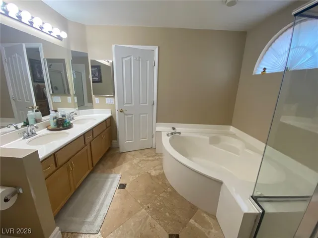 $2,995 | 8540 West Gilmore Avenue, Las Vegas, NV 89129