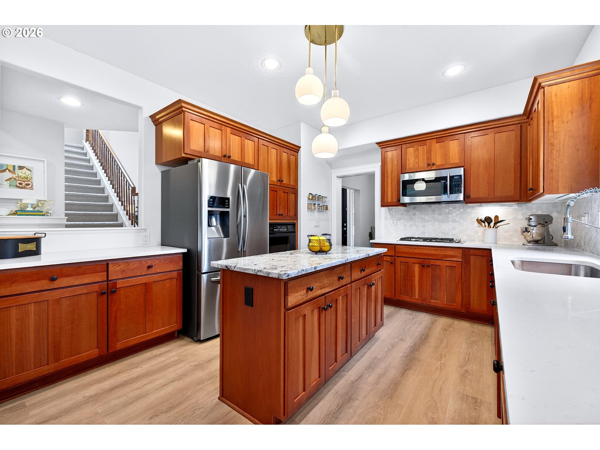 11058 Southwest Oneida Street Tualatin, OR 97062 - Photo 12 of 48