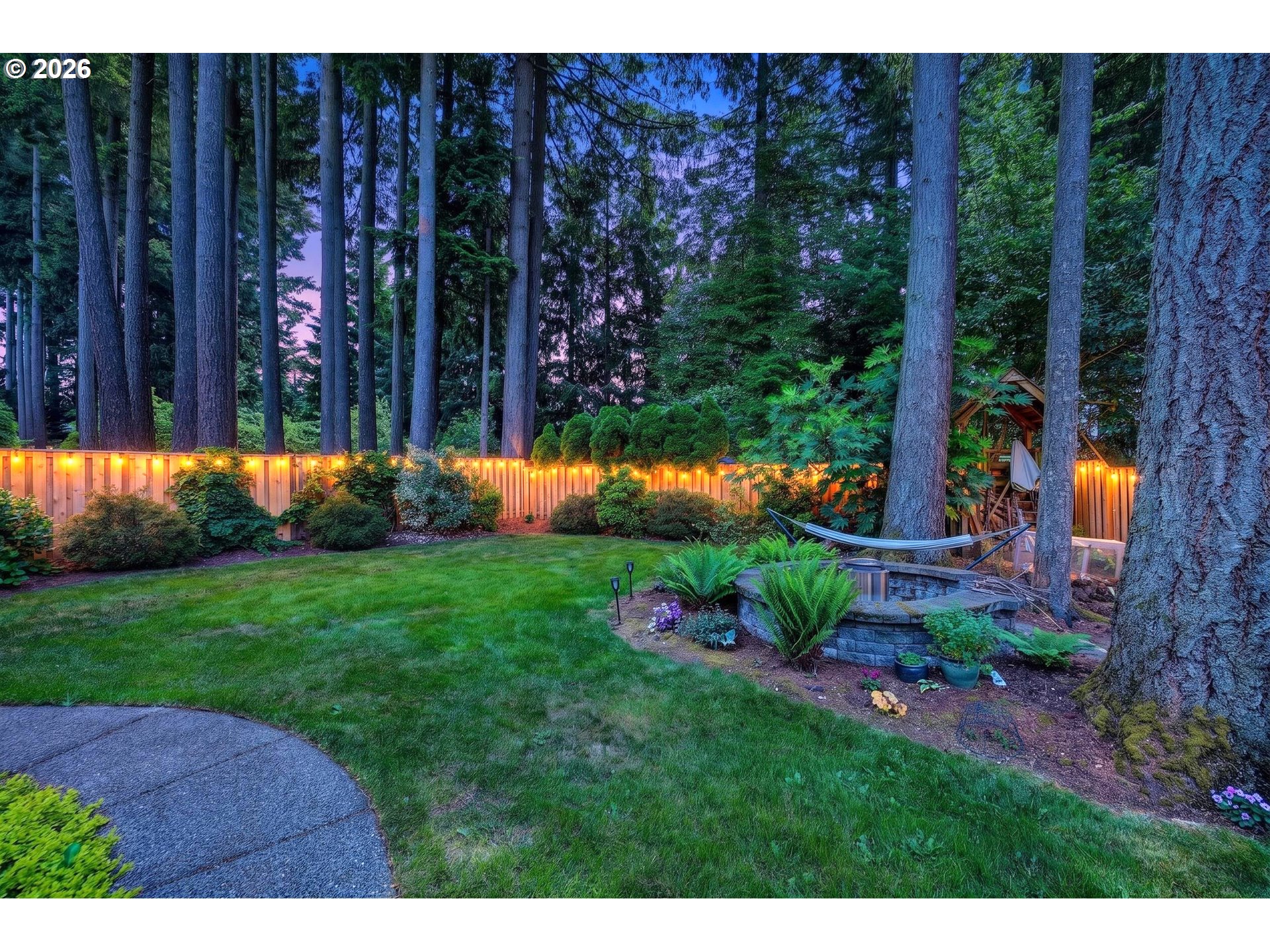 11058 Southwest Oneida Street Tualatin, OR 97062 - Photo 38 of 48