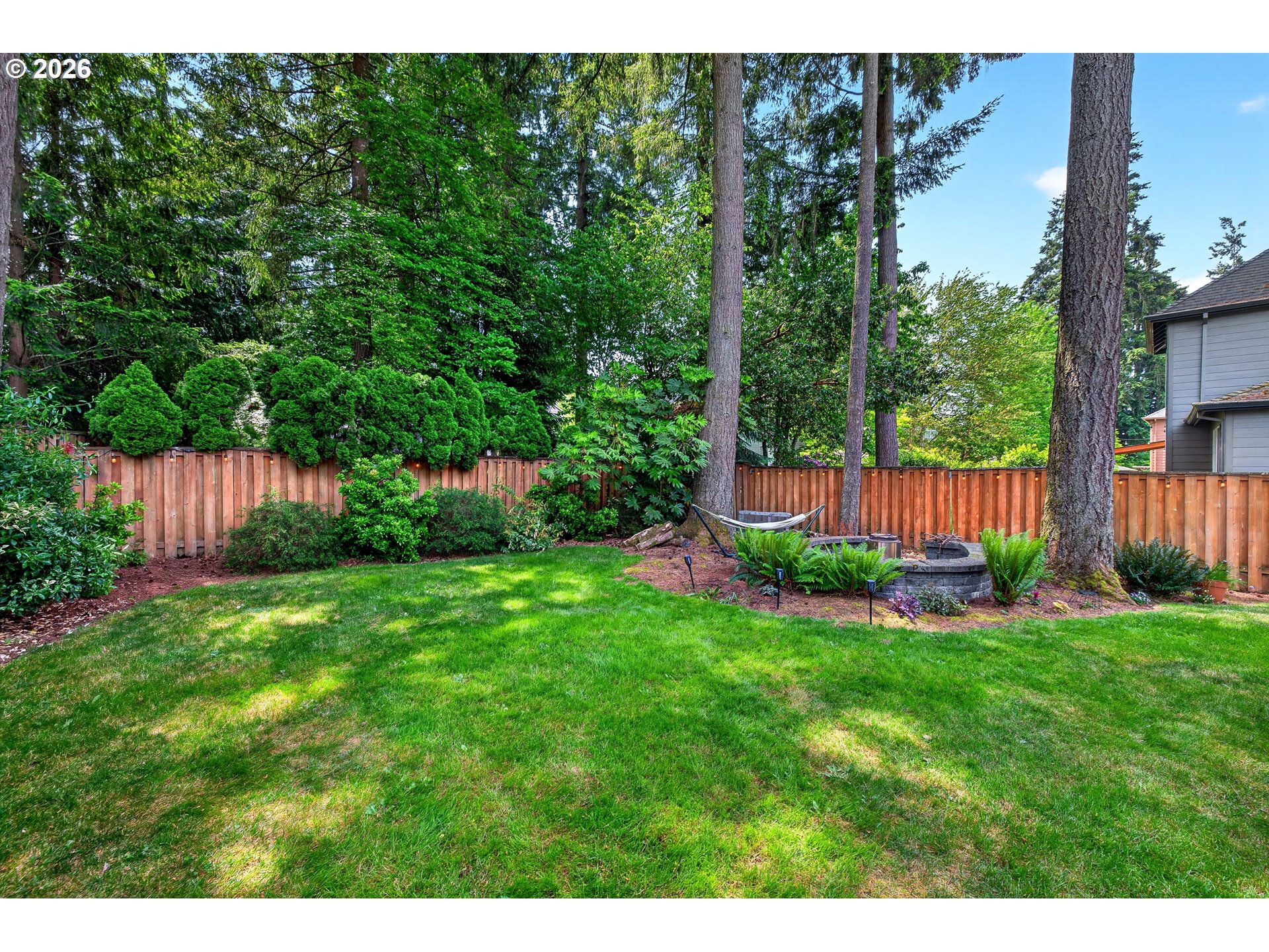 11058 Southwest Oneida Street Tualatin, OR 97062 - Photo 39 of 48