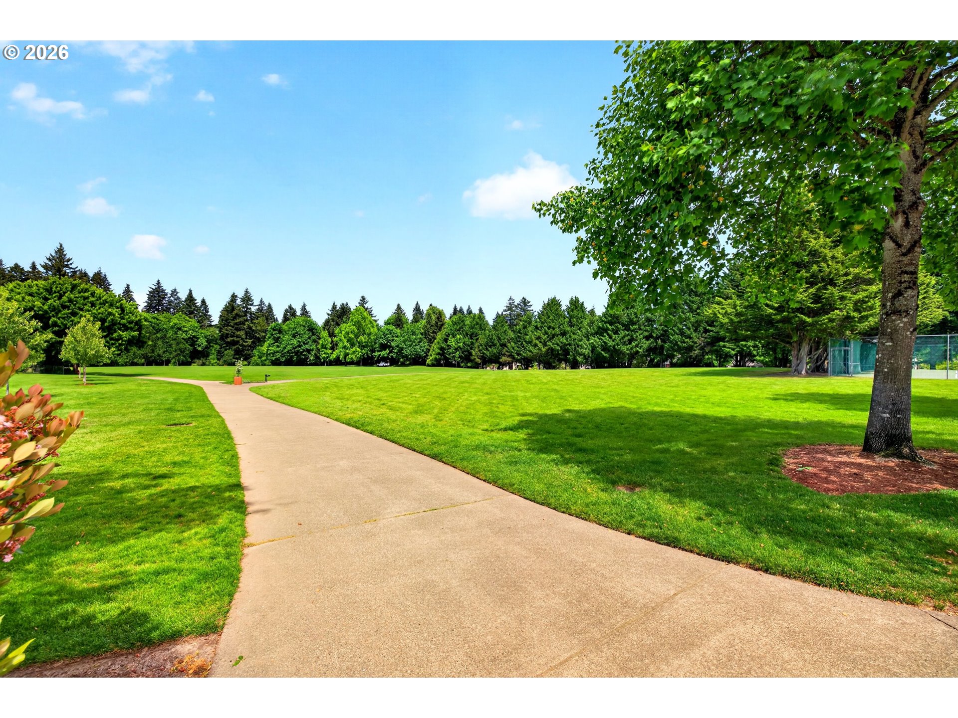 11058 Southwest Oneida Street Tualatin, OR 97062 - Photo 46 of 48