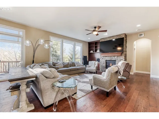 $1,250,000 | 15411 Northwest Dominion Drive, Portland, OR 97229