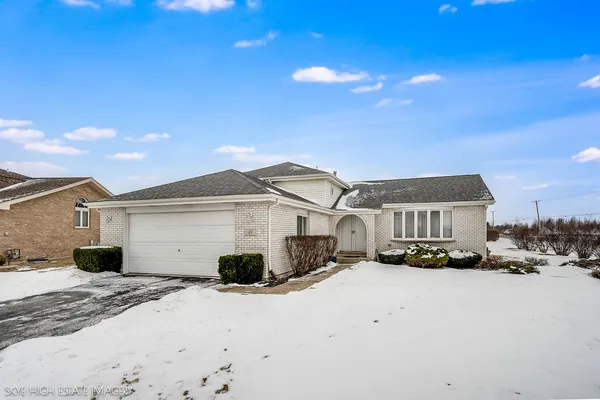 $264,500 | 45 Denise Court, Matteson, IL 60443