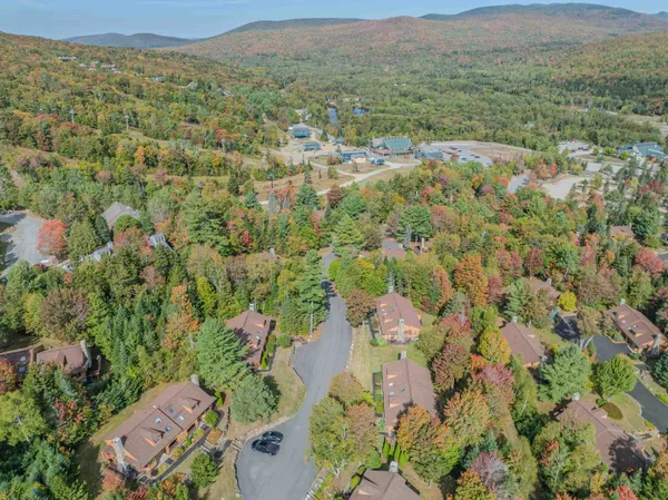 $859,000 | 30 Forest Lane, Unit 19, Carroll, NH 03595