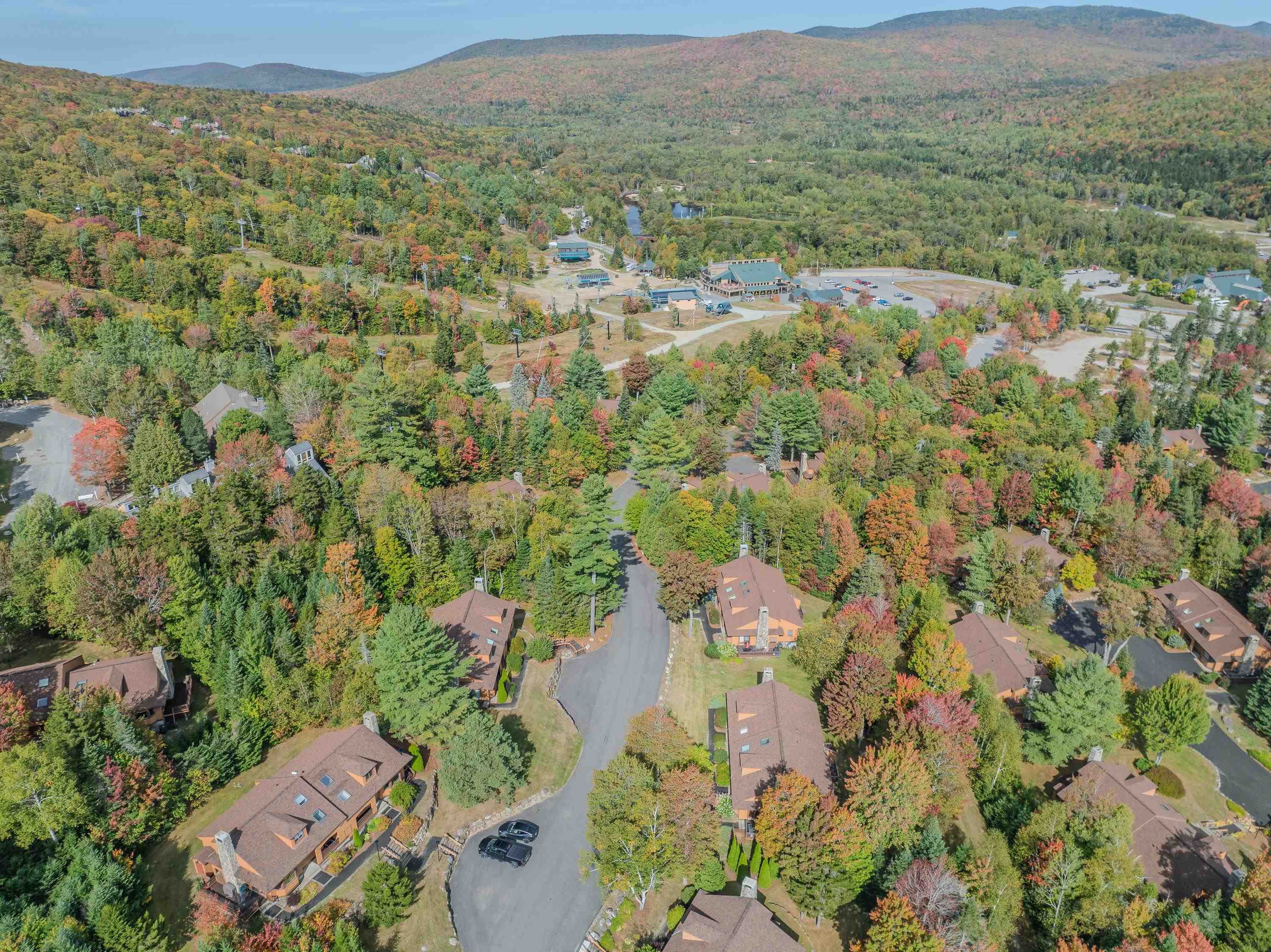 30 Forest Lane, Unit 19 Carroll, NH 03595 - Photo 3 of 43