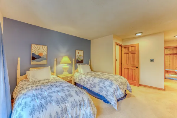 $859,000 | 30 Forest Lane, Unit 19, Carroll, NH 03595