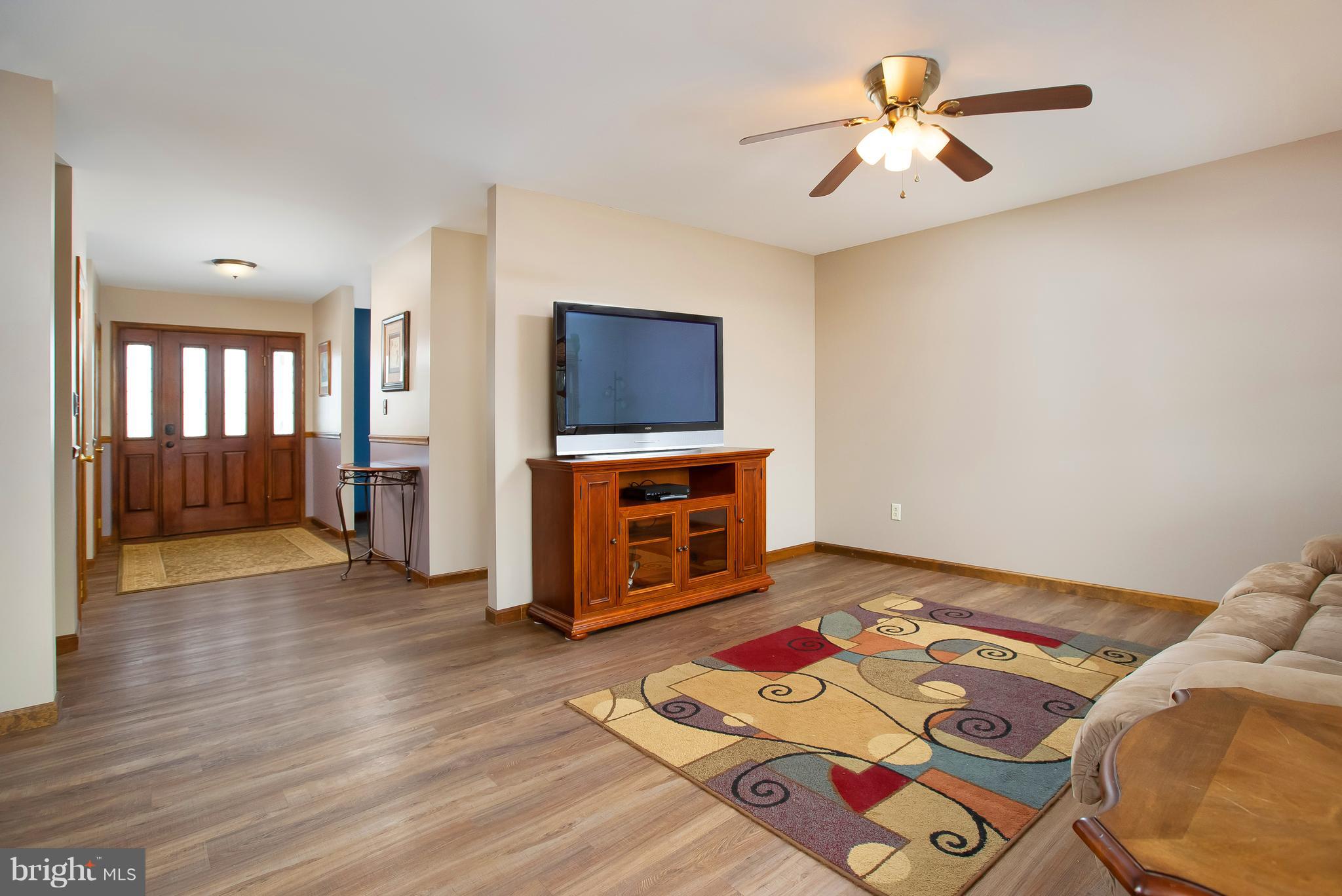 383 Whig Lane Road Pilesgrove, NJ 08098 - Photo 2 of 28 Gallery Image 2
