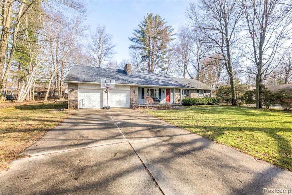4050 Devonshire Road Fort Gratiot, MI 48059 - Photo 2 of 27