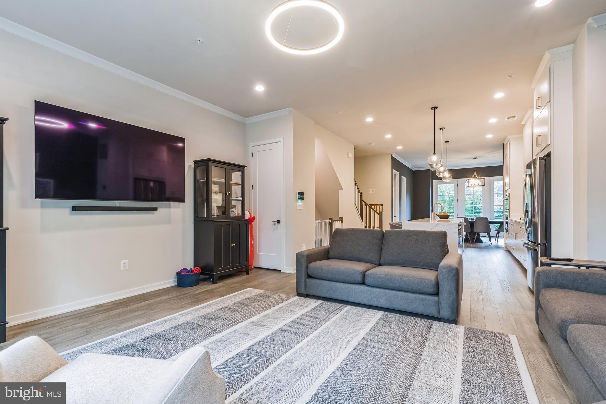 11732 Paysons Way Reston, VA 20191 - Photo 2 of 18