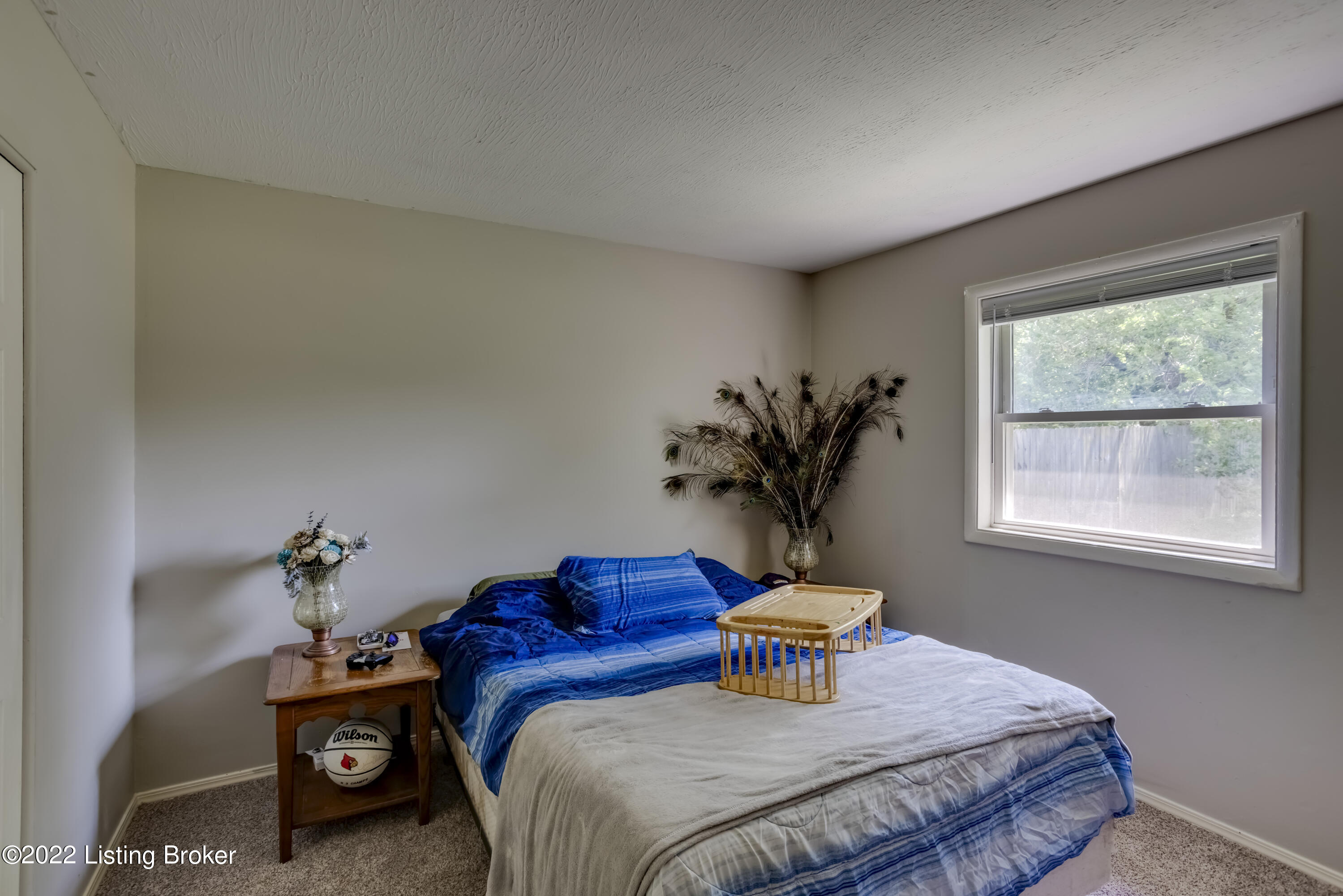 146 Valley Road Louisville, KY 40229 - Photo 14 of 25 20220520-2Y0A6249-A