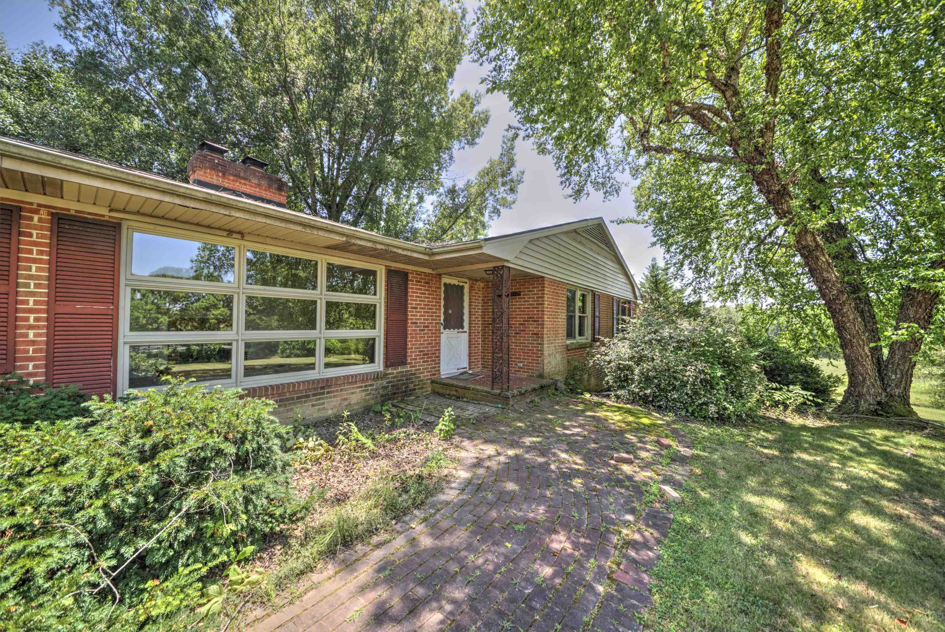 1667 Laurel Hill Road Verona, VA 24482 - Photo 2 of 54