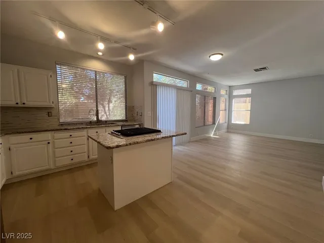 $2,495 | 1624 Wandering Winds Way, Las Vegas, NV 89128