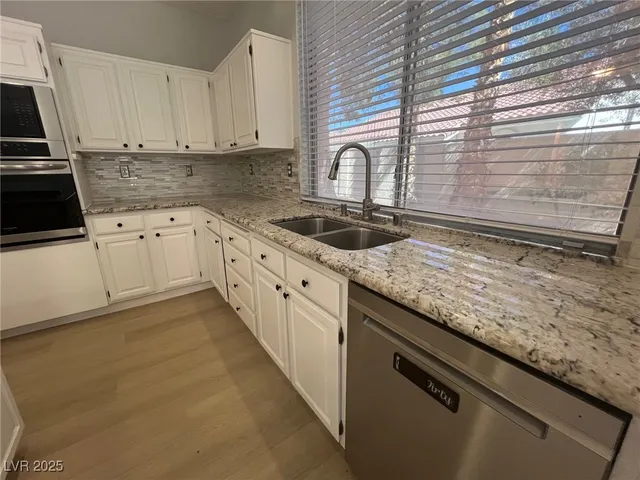 $2,495 | 1624 Wandering Winds Way, Las Vegas, NV 89128