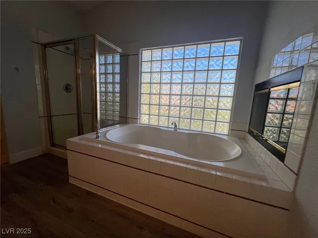 $2,495 | 1624 Wandering Winds Way, Las Vegas, NV 89128