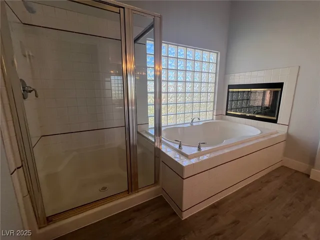 $2,495 | 1624 Wandering Winds Way, Las Vegas, NV 89128