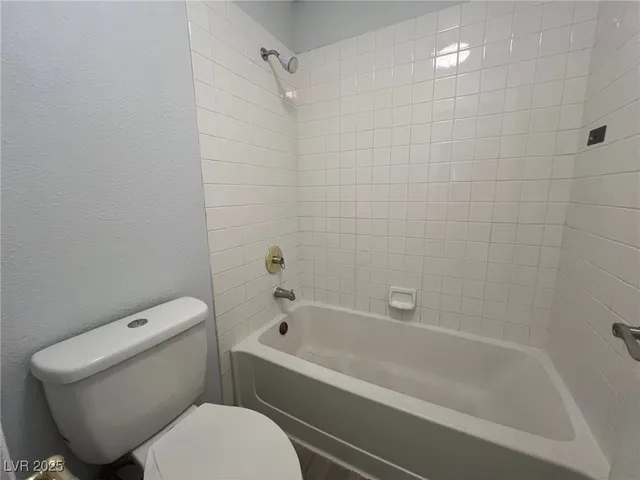 $2,495 | 1624 Wandering Winds Way, Las Vegas, NV 89128