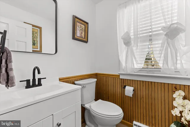 $449,900 | 4009 Robinhood Drive, York, PA 17408