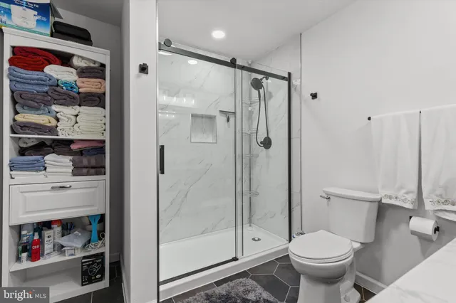 $449,900 | 4009 Robinhood Drive, York, PA 17408