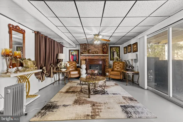 $449,900 | 4009 Robinhood Drive, York, PA 17408