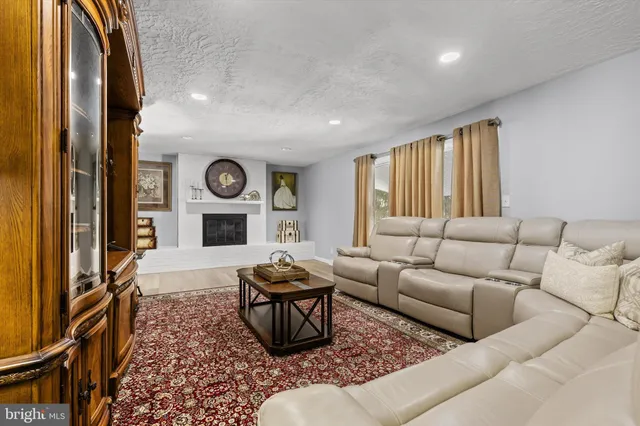 $449,900 | 4009 Robinhood Drive, York, PA 17408