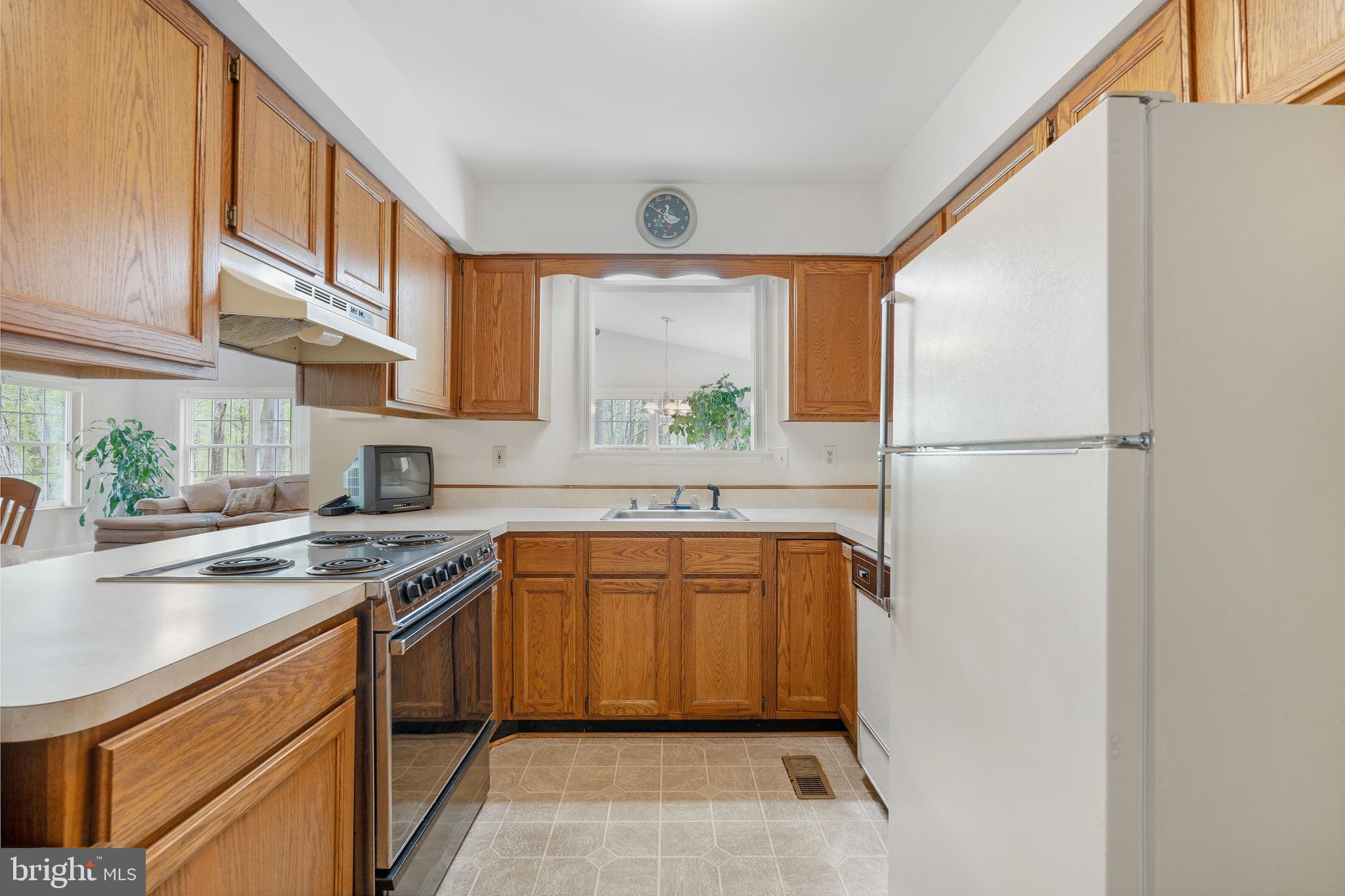 8331 Pushaw Station Road Owings, MD 20736 - Photo 11 of 85 Kitchen