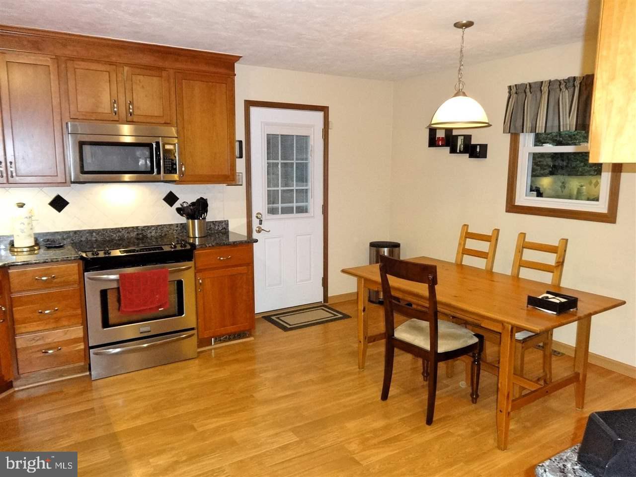 21 Colonial Drive Hanover, PA 17331 - Photo 11 of 35 Gallery Image 11