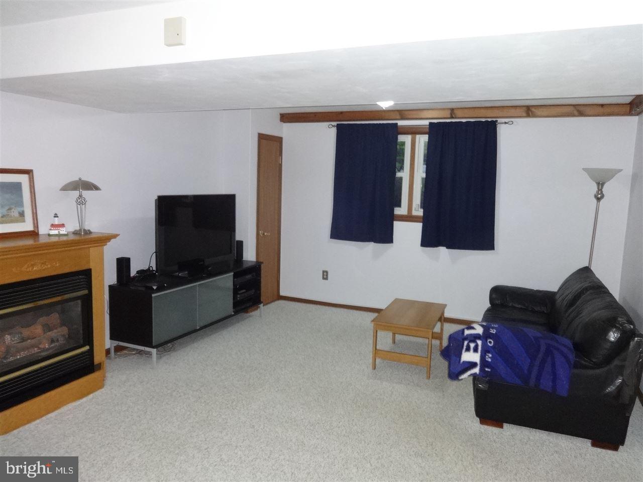21 Colonial Drive Hanover, PA 17331 - Photo 27 of 35 Gallery Image 27