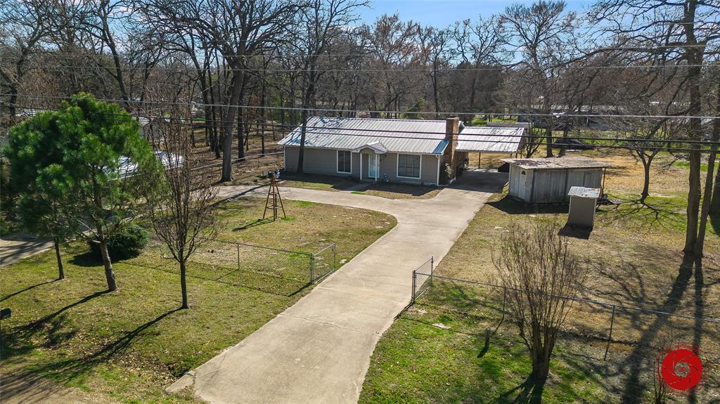 124 East Golden Oaks Dr  