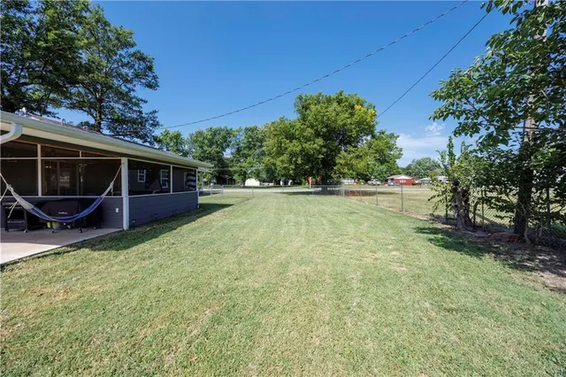 $205,000 | 1520 North 8th Street, Neodesha, KS 66757