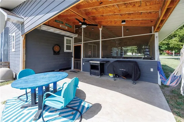 $205,000 | 1520 North 8th Street, Neodesha, KS 66757