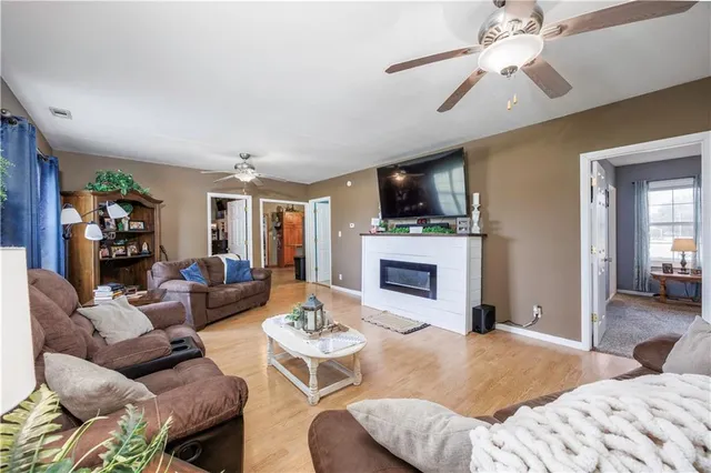 $205,000 | 1520 North 8th Street, Neodesha, KS 66757