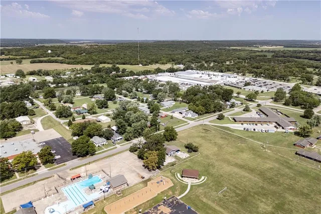 $205,000 | 1520 North 8th Street, Neodesha, KS 66757