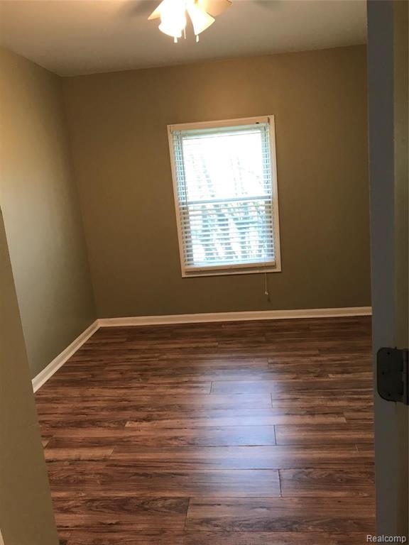 2173 South Dye Road Flint, MI 48532 - Photo 16 of 26