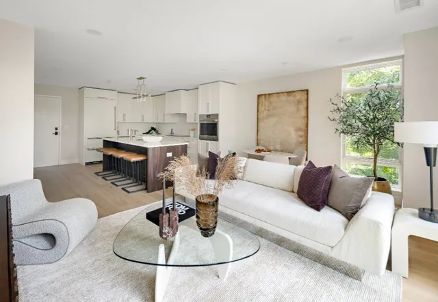 $5,250 | 20 Kinmonth Road, Unit 306, Waban, MA 02468