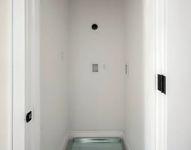 $5,250 | 20 Kinmonth Road, Unit 306, Newton, MA 02468