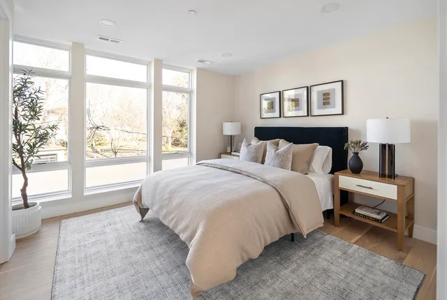 $5,250 | 20 Kinmonth Road, Unit 306, Newton, MA 02468