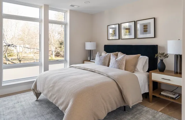 $5,250 | 20 Kinmonth Road, Unit 306, Newton, MA 02468