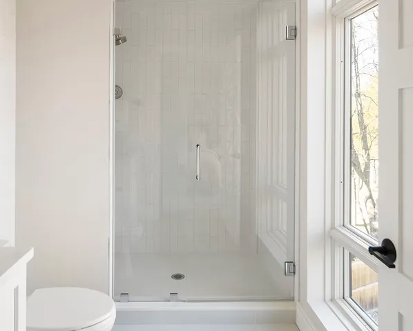 $5,250 | 20 Kinmonth Road, Unit 306, Newton, MA 02468