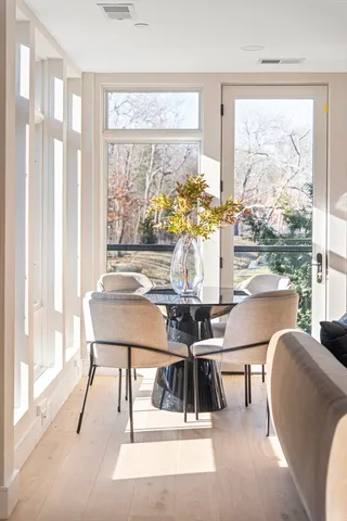 $5,250 | 20 Kinmonth Road, Unit 306, Newton, MA 02468