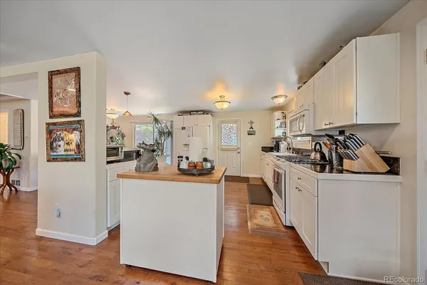 $885,000 | 357 County Road 64, Shawnee, CO 80475