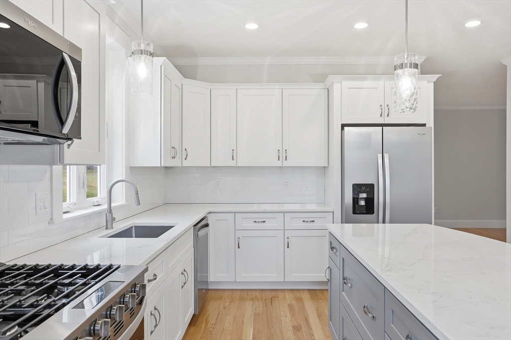 142 Townsend Road Groton, MA 01450 - Photo 13 of 42