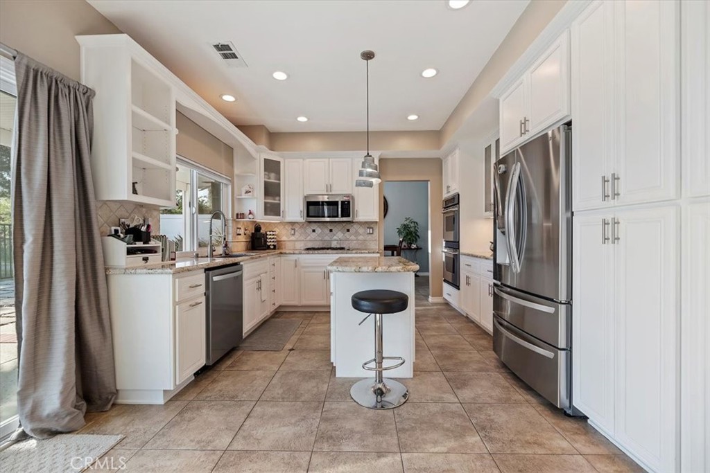 982 Big Spring Court Corona, CA 92878 - Photo 18 of 73