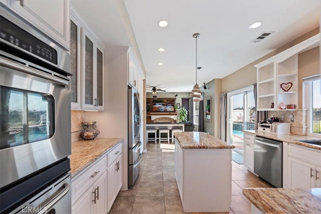 982 Big Spring Court Corona, CA 92878 - Photo 21 of 73