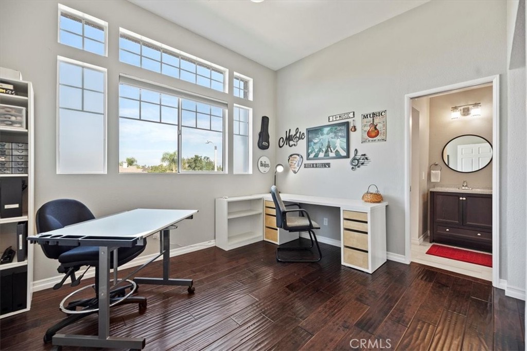 982 Big Spring Court Corona, CA 92878 - Photo 34 of 73