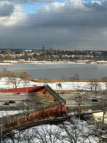 $3,000 | 61-20 Grand Central Parkway, Unit C 1502 | Forest Hills