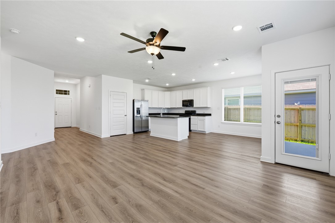 2404 Rooke Road Bryan, TX 77807 - Photo 9 of 33