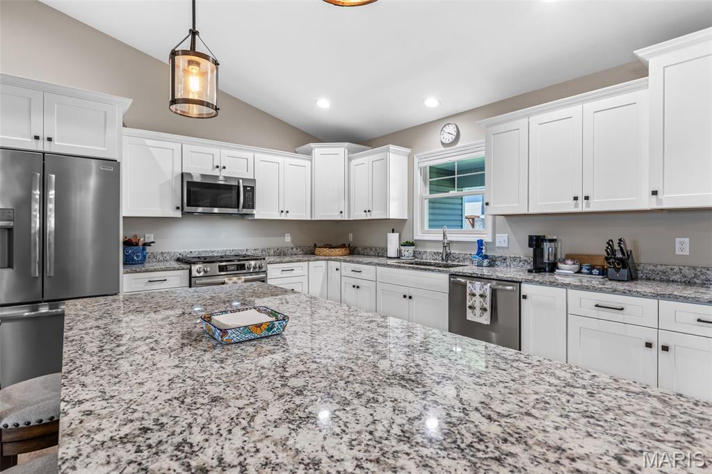 119 Buford Mountain Road Farmington, MO 63640 - Photo 13 of 54
